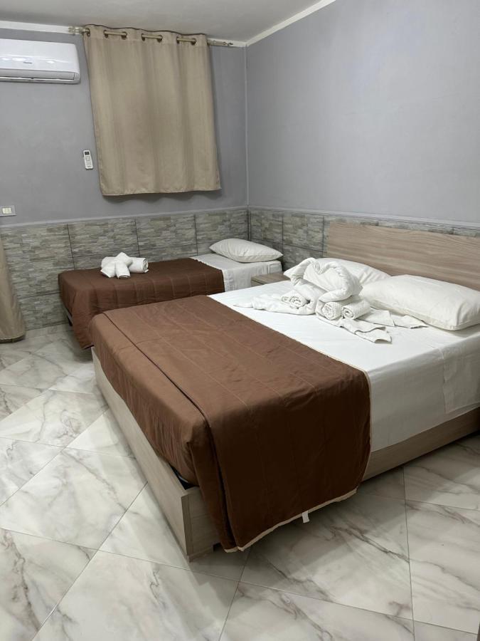 Bed and Breakfast Piano Terra Neapel Exterior foto
